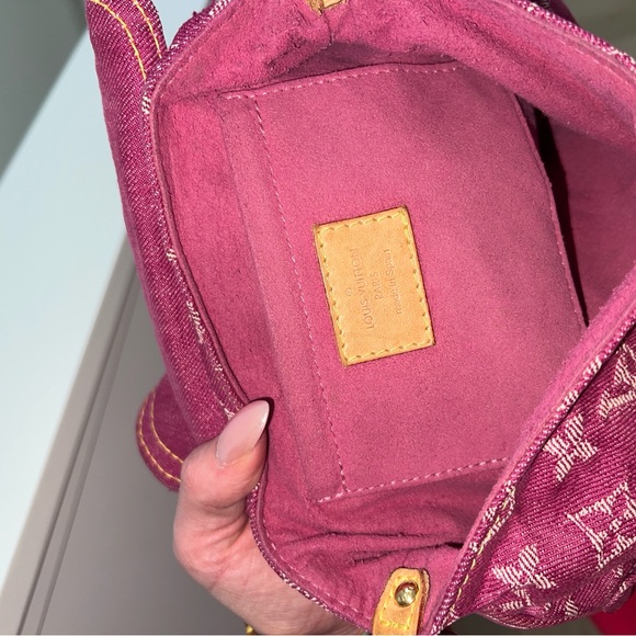 Louis Vuitton Pink Monogram Denim Pleaty Shoulder Bag - Picture 6 of 13